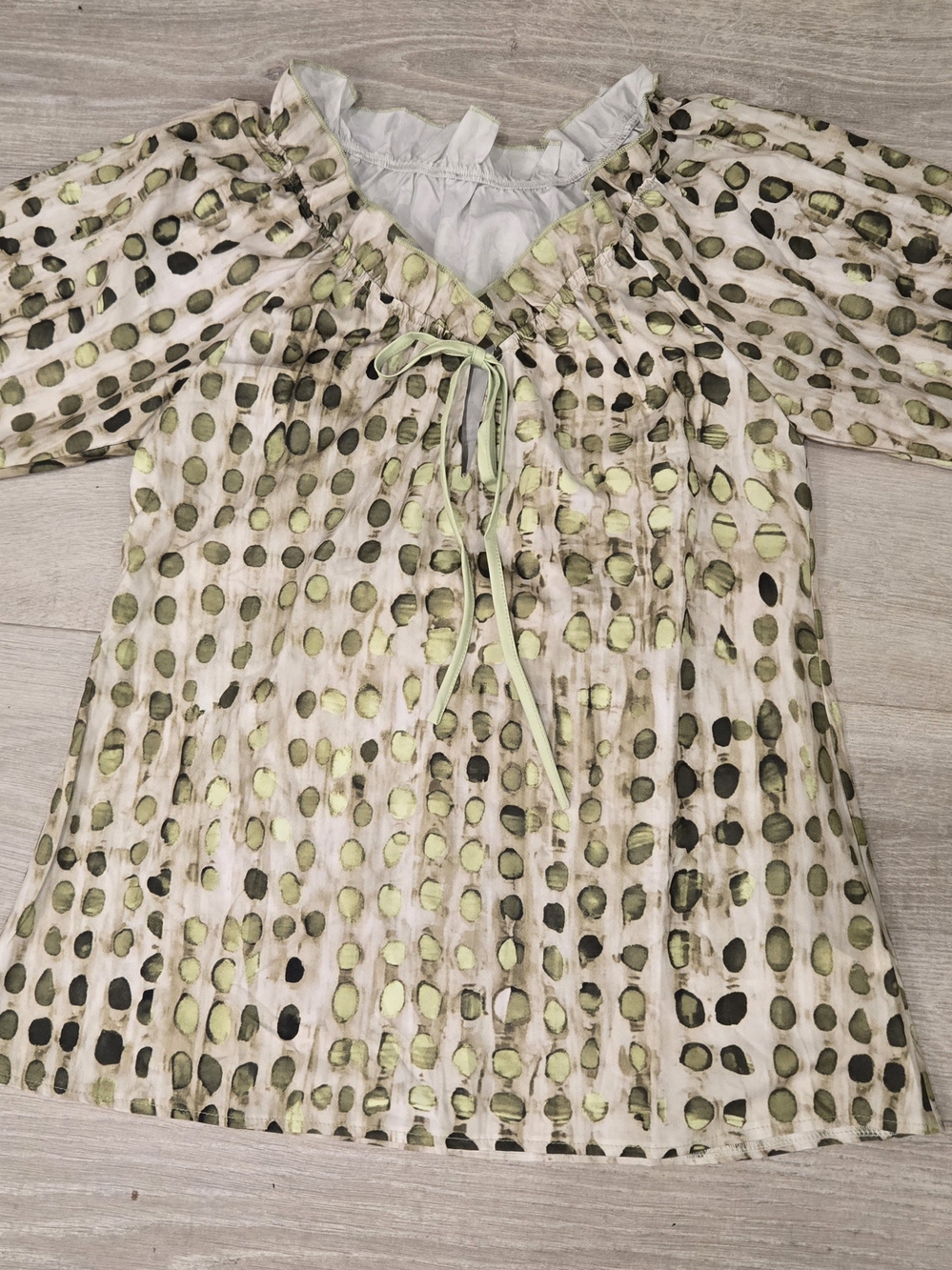 Women’s Green Dot Peasant Top - Unbranded